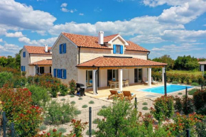 Papa's Court IV Pasman Villa with pool